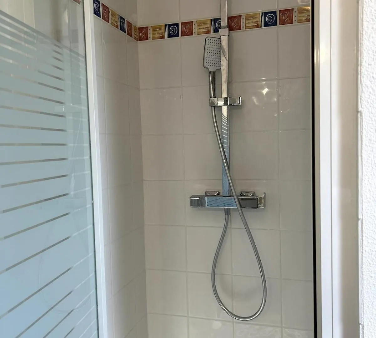 Charlotte Lodge-House 4 Pers-Wifi-Parking-ディナール 0*, ディナール フランス